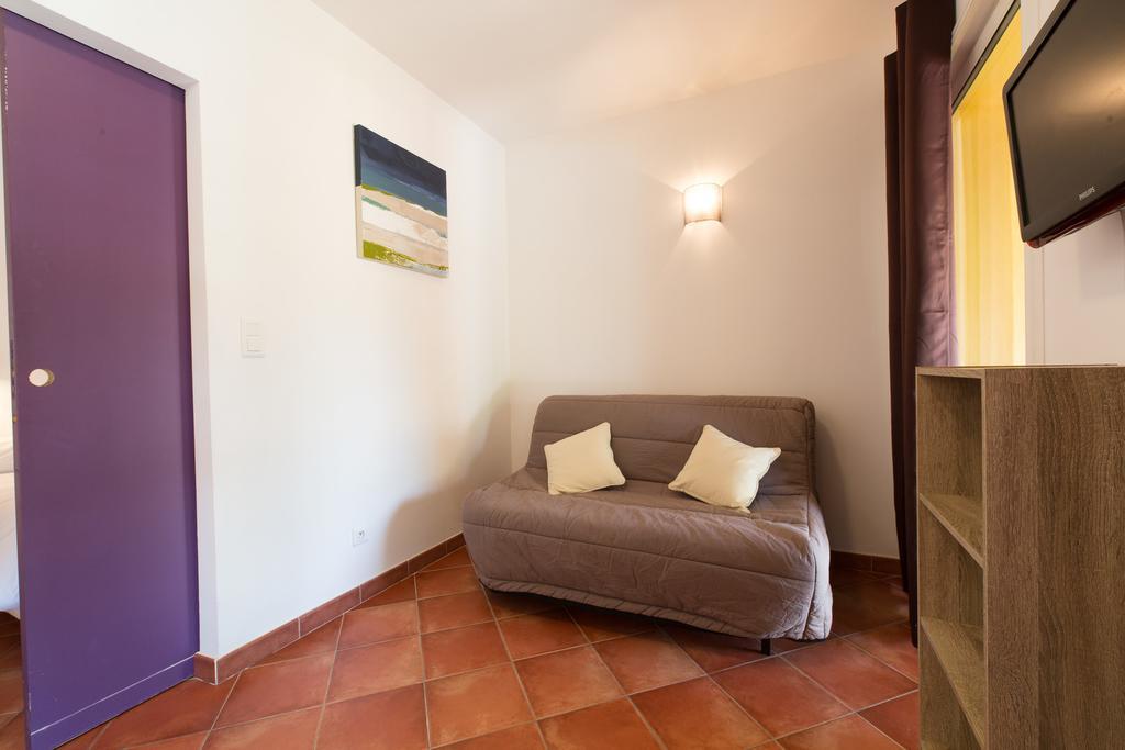 Casa Vecchia Rooms + Apartments Calvi  Værelse billede